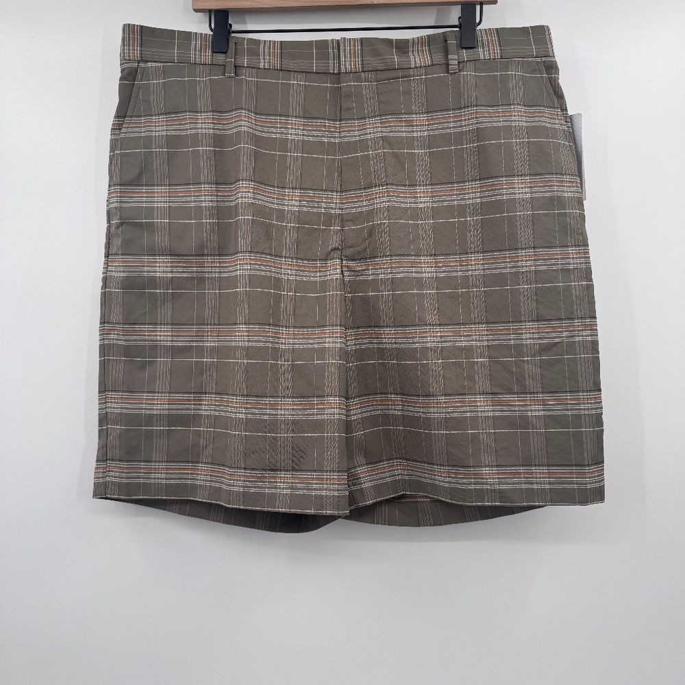 Walter Hagen Shorts Men 40 NEW Brown Plaid Golf Performance Flat Front Stretch